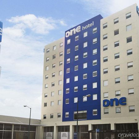 Hotel One Puebla Finsa Esterno foto