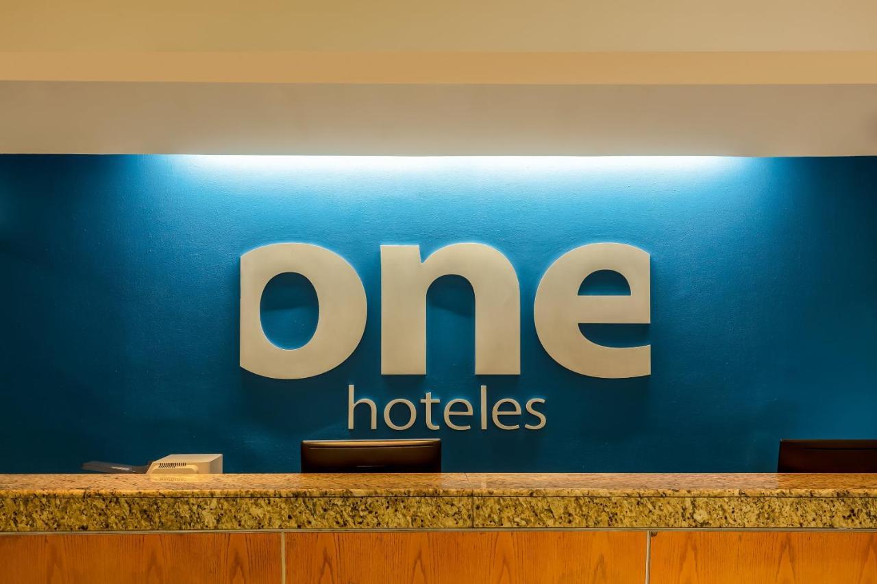 Hotel One Puebla Finsa Esterno foto